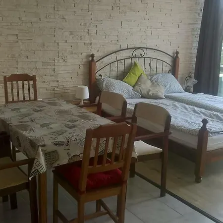 Apartament Neptun Apartman *