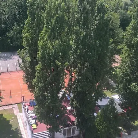 Neptun Apartman *